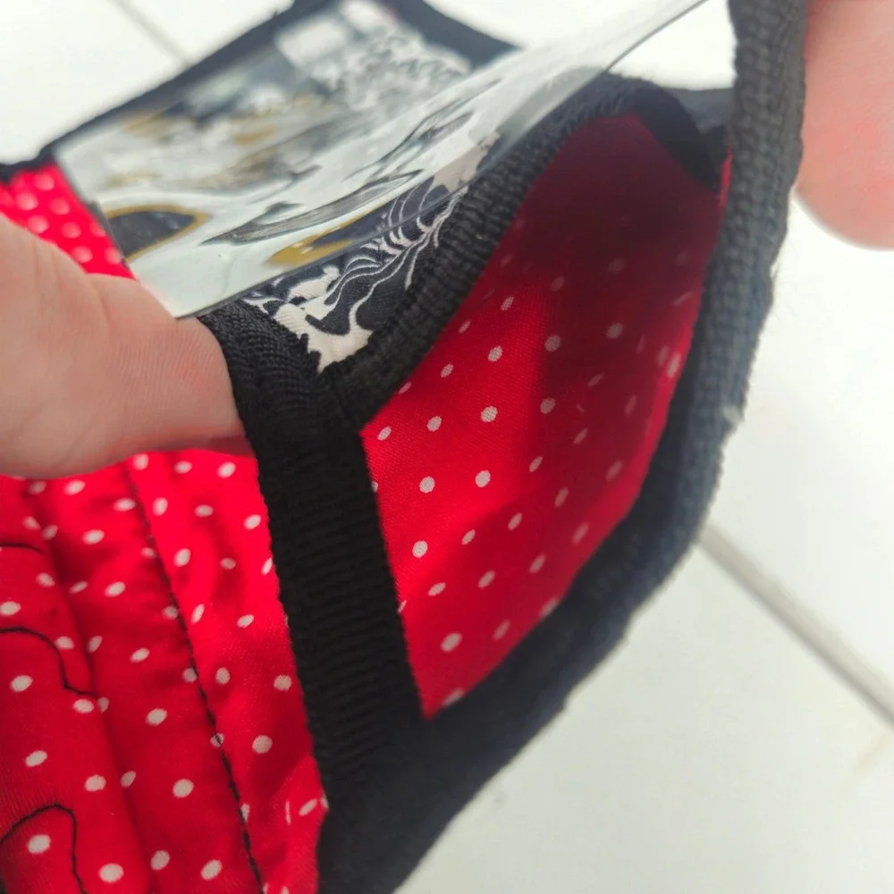 Donna Sharp Quilted Patchwork Wallet Black White Red Snap Close Organizer Clutch